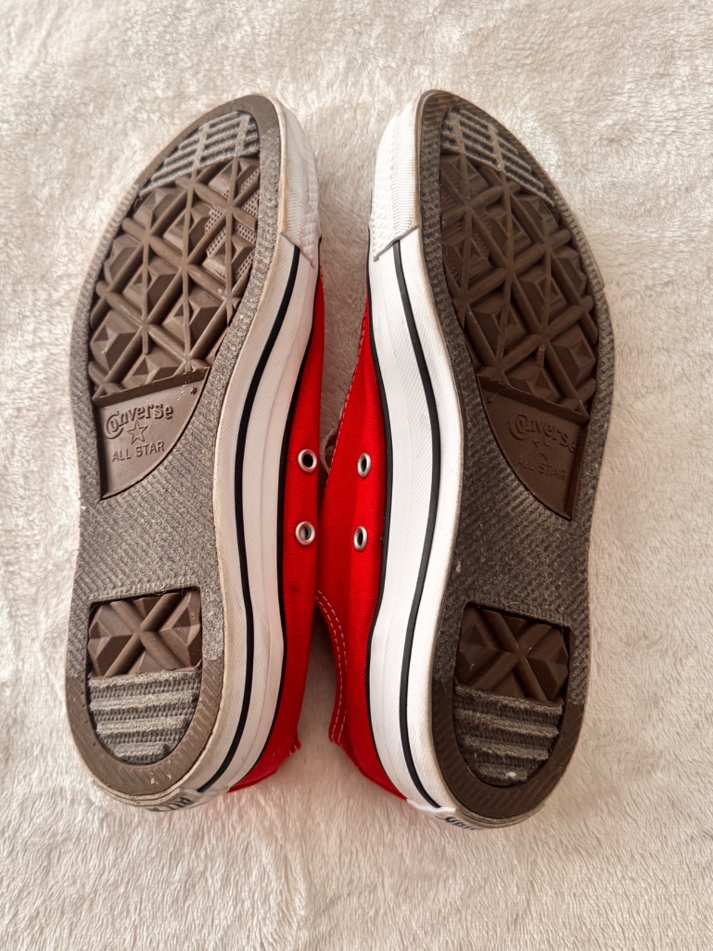 Red Converse Canvas Low-Top Sneakers Women’s 8 - Picture 7 of 7